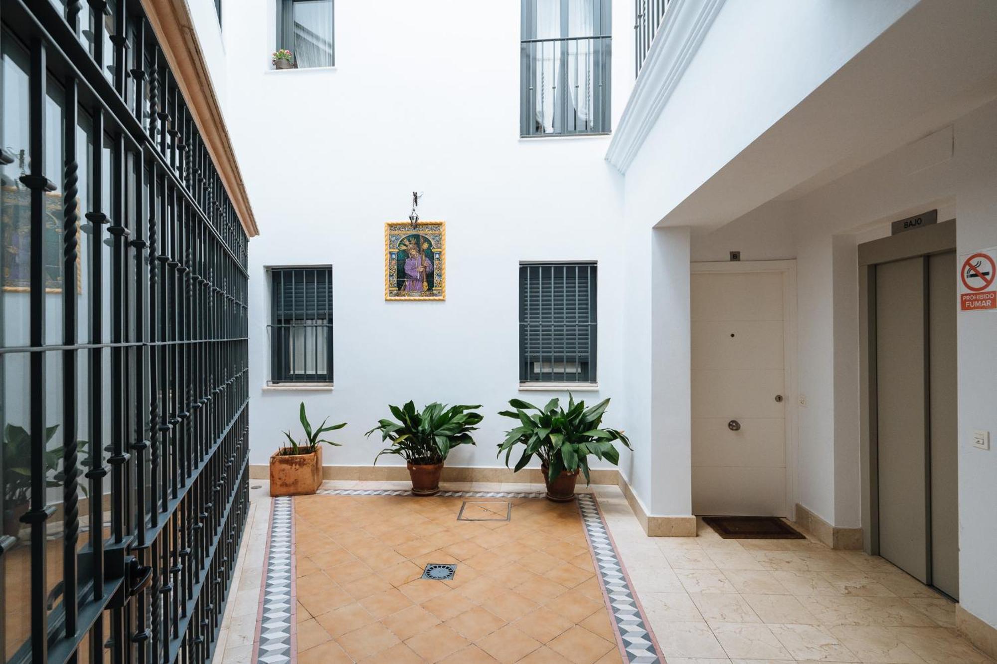 Atico San Esteban Seville Exterior photo